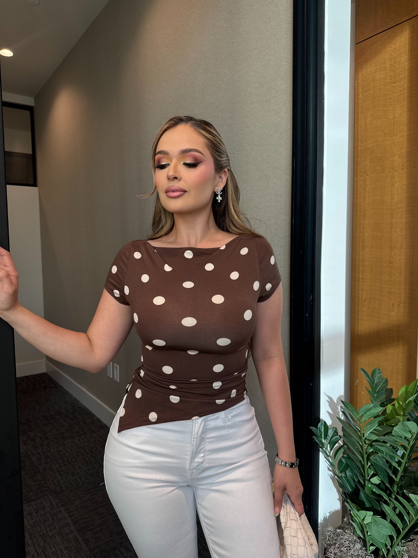 Mocha Dot Top